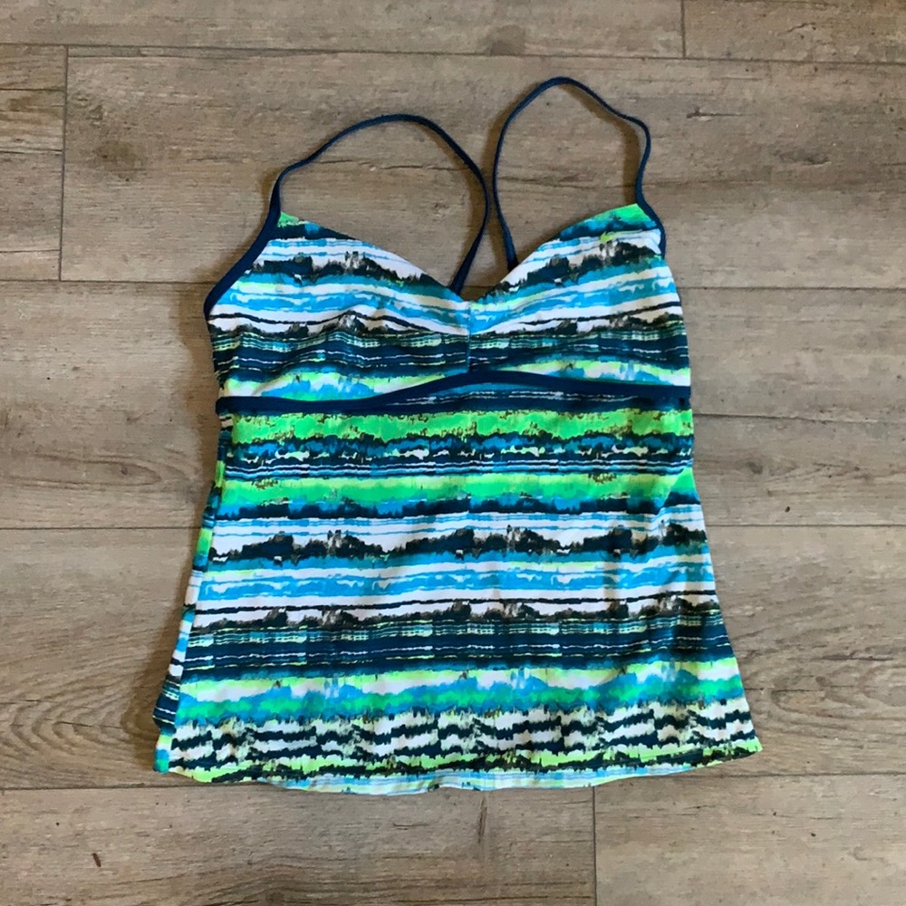 NIKE SWIM TANKINI SIZE MEDIUM (M)